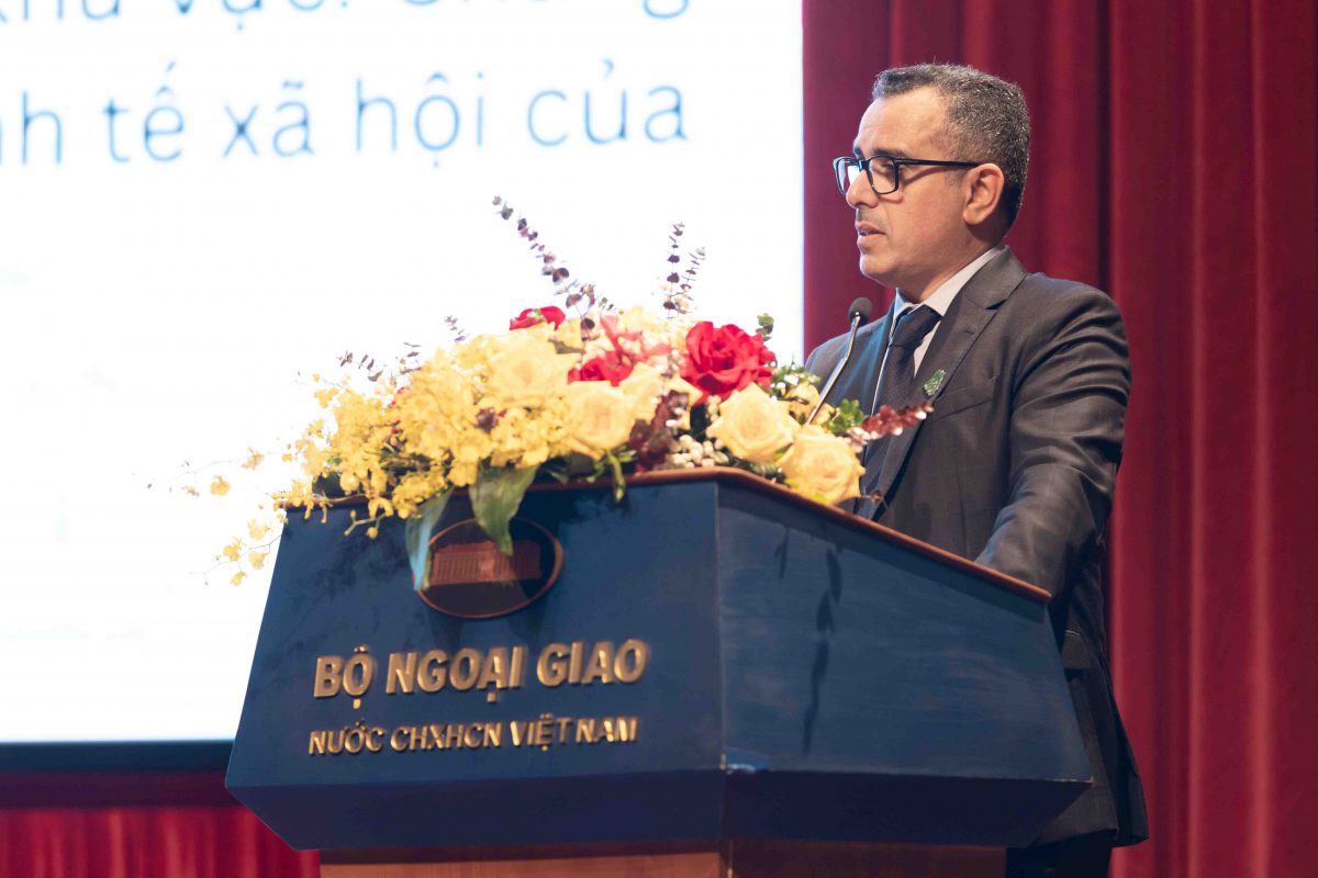 Mr. Nawaf Al Zamil speaking at the Vietnam–Saudi Arabia Business Forum 2023